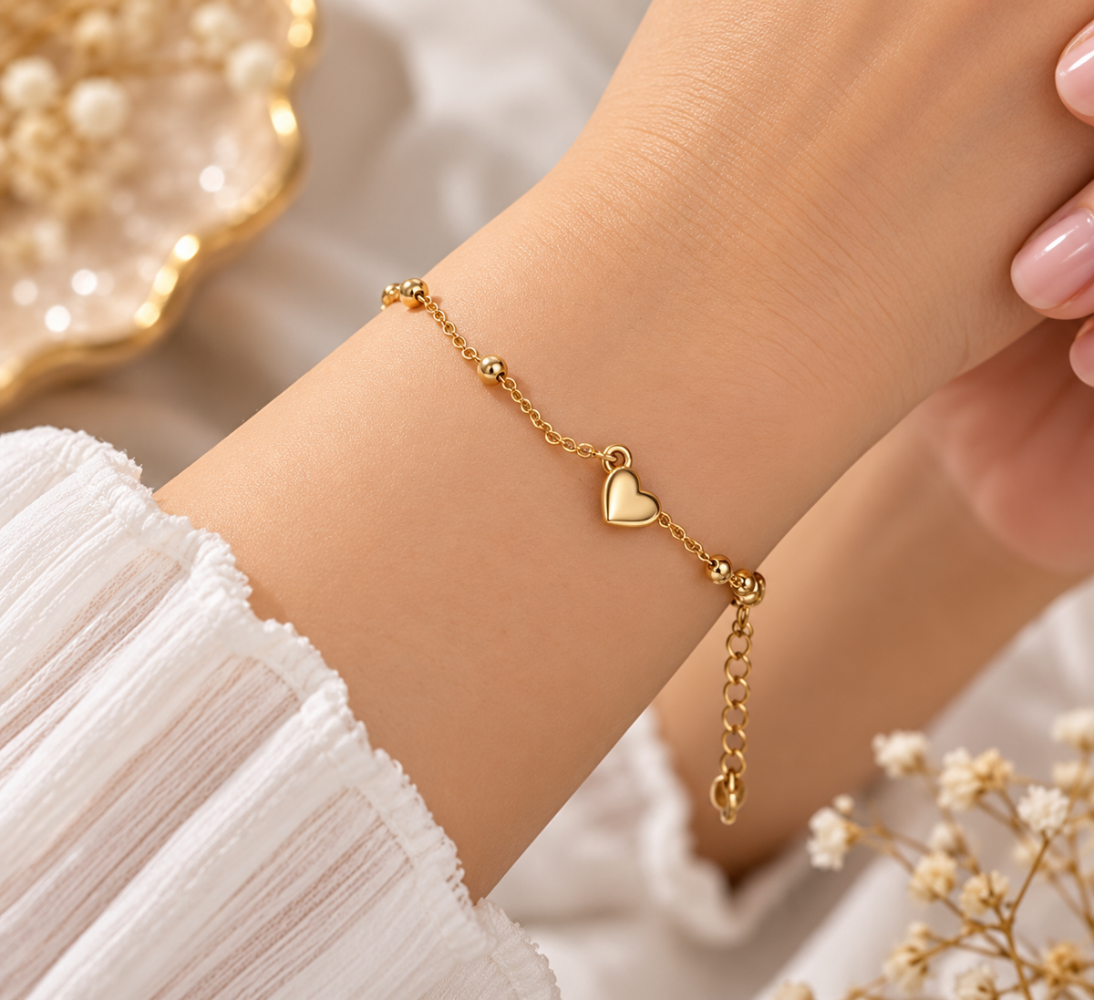 Premium Golden Heart Bracelet